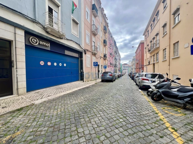 Apartamento T2 para Venda em Arroios Foto 12