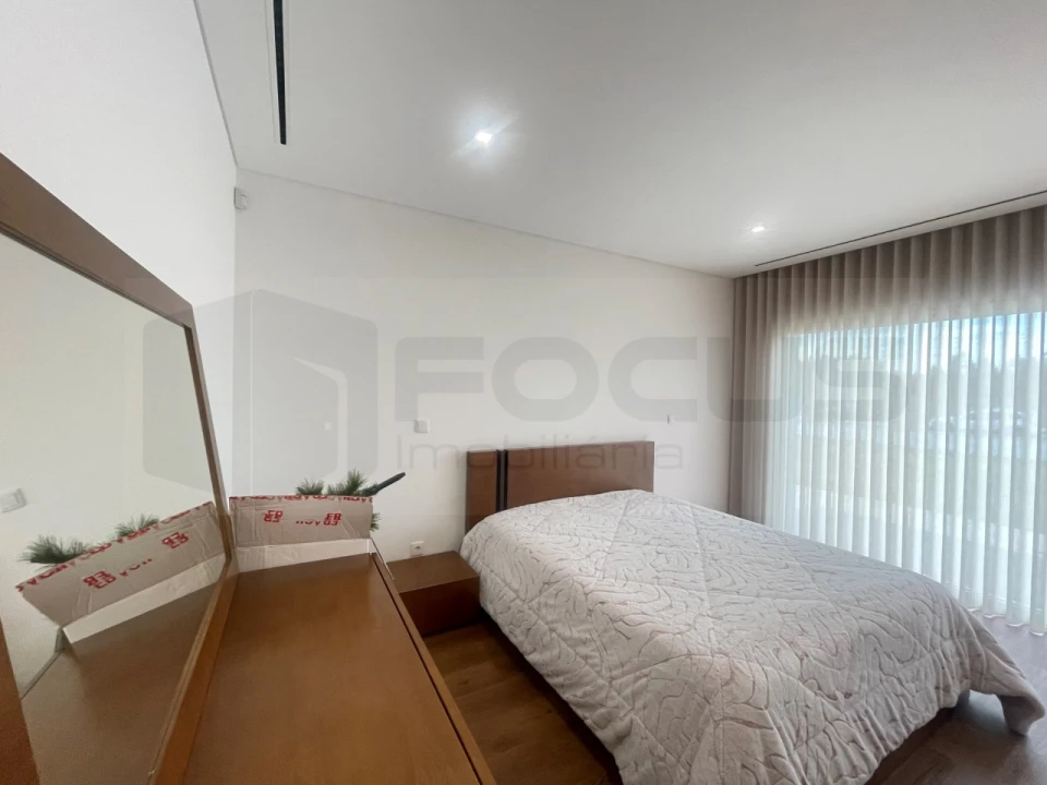 Moradia T3 para Venda em Palhaça Foto 25