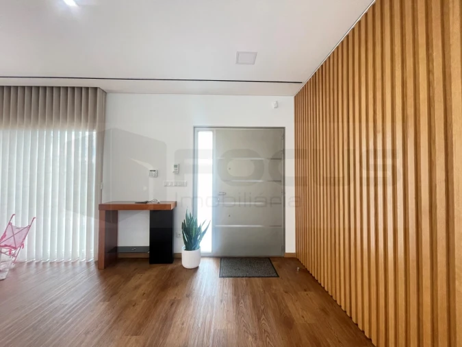 Moradia T3 para Venda em Palhaça Foto 17