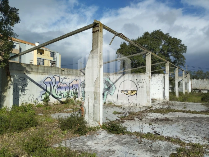 Terreno para Venda em Santo Antonio da Charneca Foto 4