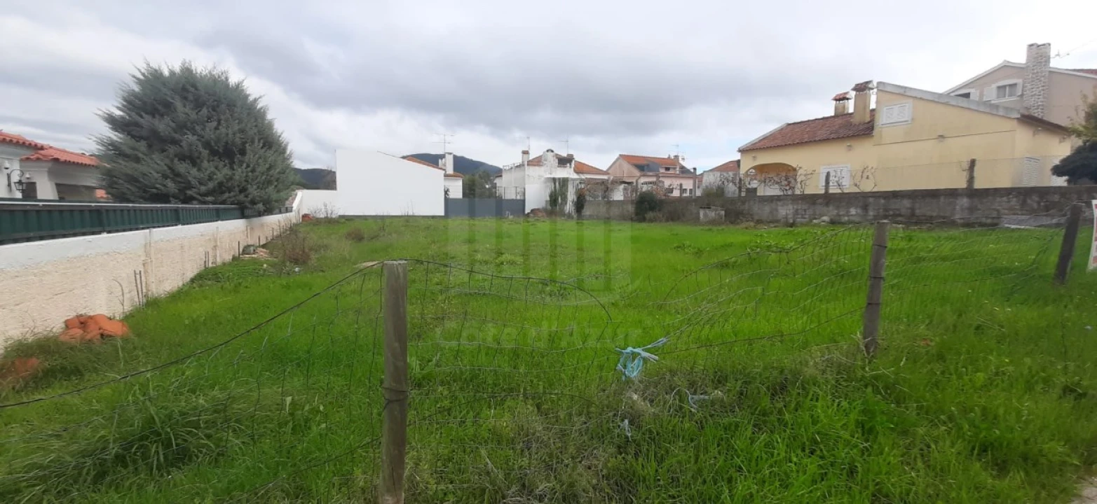 Terreno para Venda em União das Freguesias de Setúbal Foto 1
