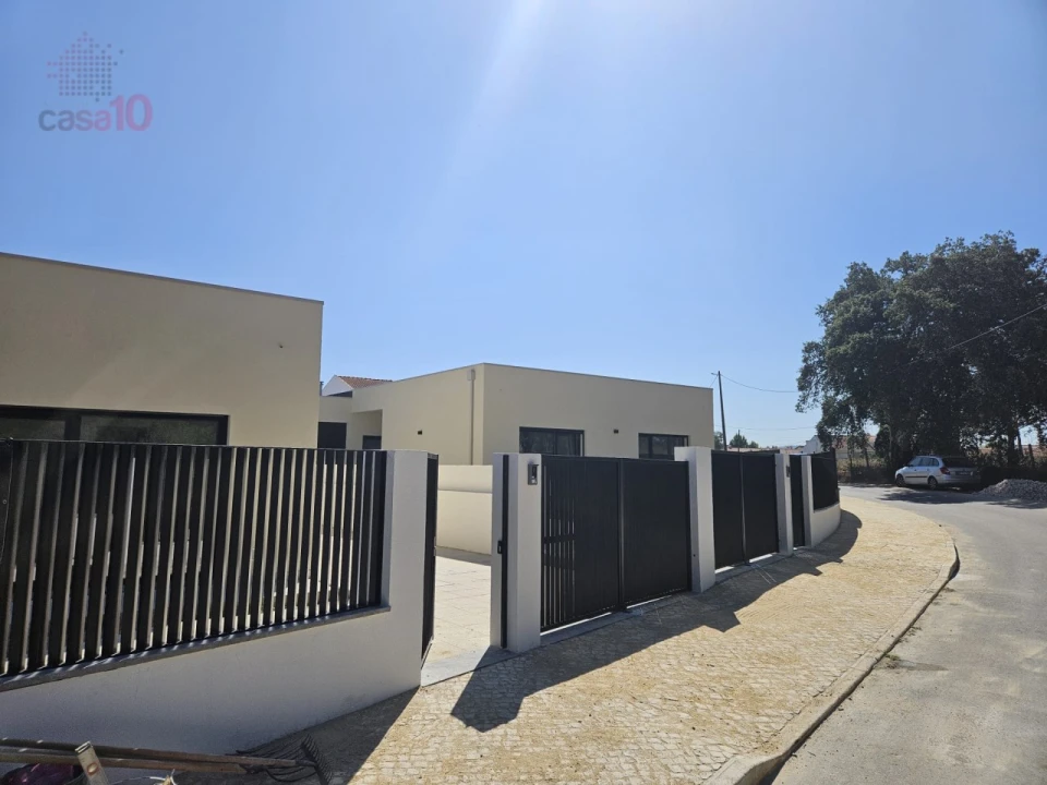 Moradia T4 para Venda em Azeitão (São Lourenço e São Simão) Foto 19