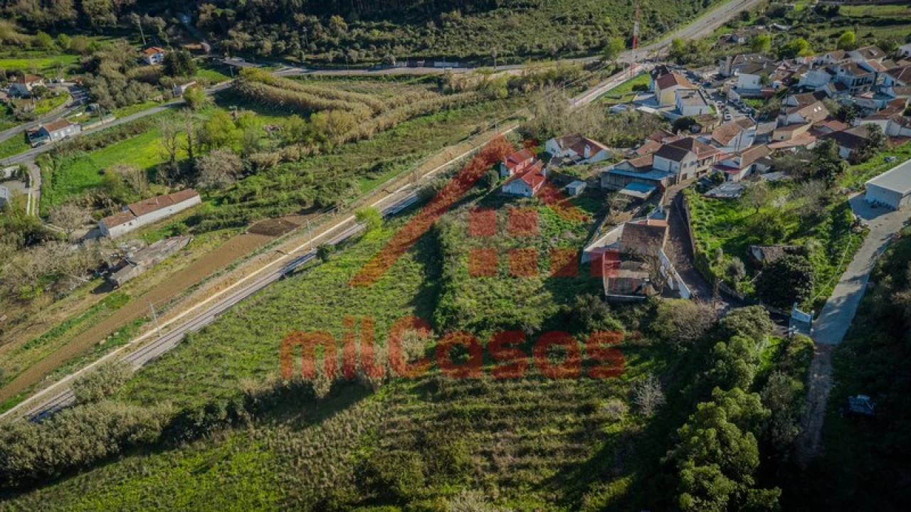 Quinta T4 para Venda em Sobral de Monte Agraço Foto 1