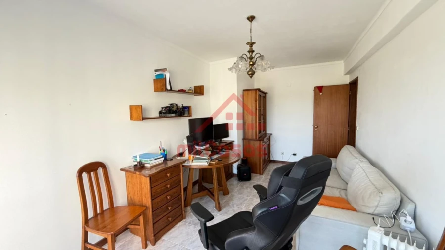 Apartamento T1 para Venda em Peniche Foto 4