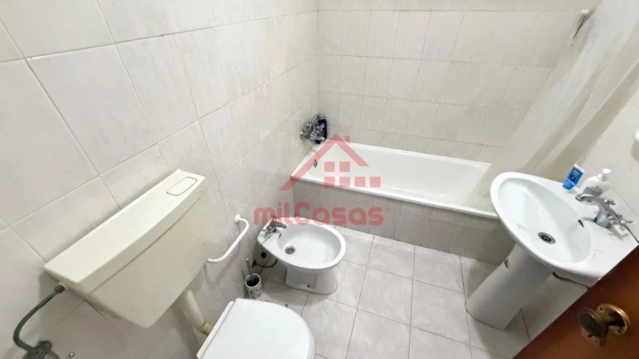 Apartamento T1 para Venda em Peniche Foto 11