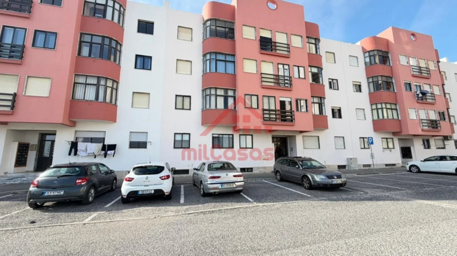Apartamento T1 para Venda em Peniche Foto 18