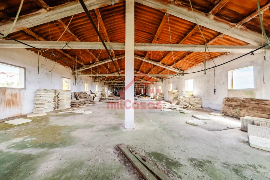Armazém para Venda em Ribamar Foto 24