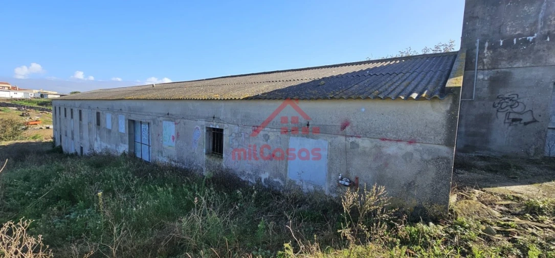 Armazém para Venda em Ribamar Foto 3