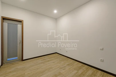 Apartamento T1 para Venda em Póvoa de Varzim, Beiriz e Argivai
