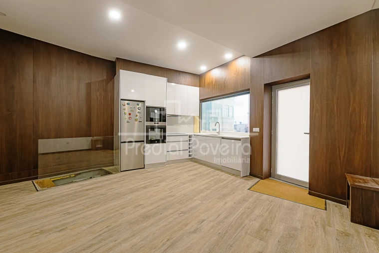 Apartamento T1 para Venda em Póvoa de Varzim, Beiriz e Argivai Foto 1