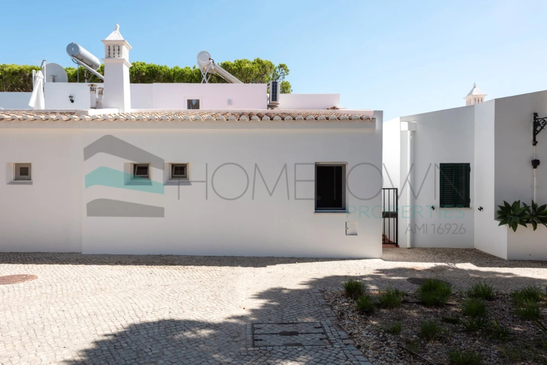 Moradia T3 para Venda em Almancil Foto 7