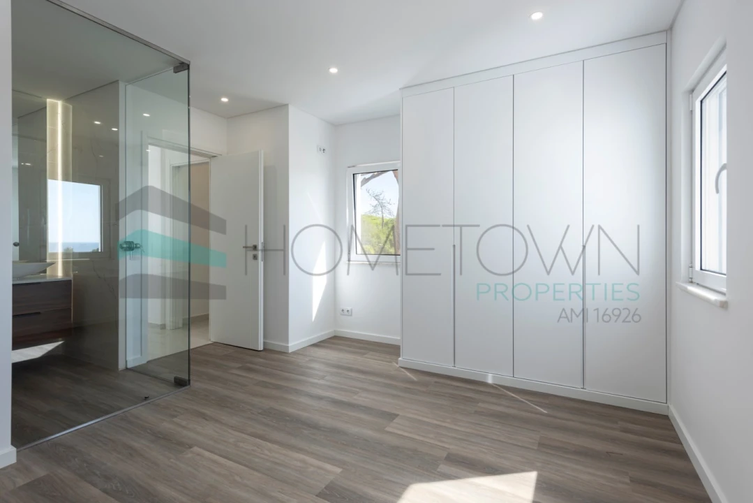 Moradia T3 para Venda em Almancil Foto 9