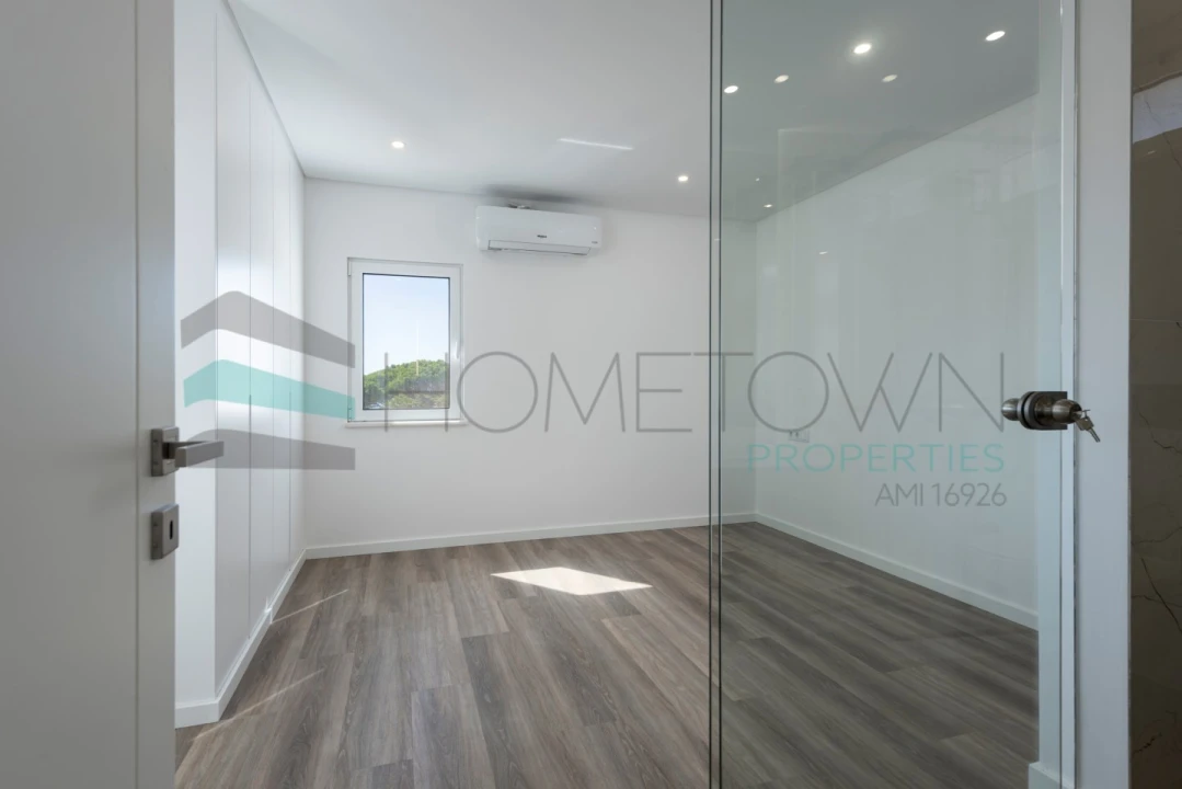 Moradia T3 para Venda em Almancil Foto 10