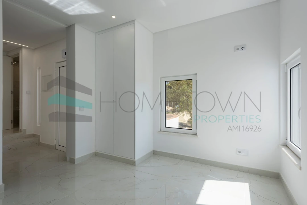 Moradia T3 para Venda em Almancil Foto 20