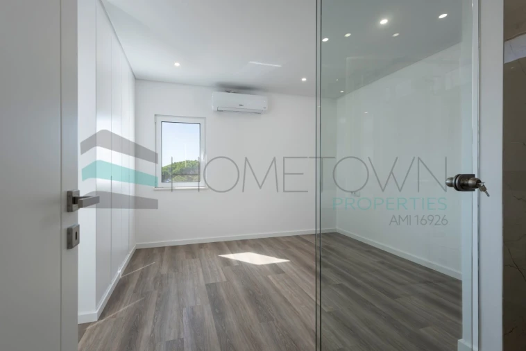 Moradia T3 para Venda em Almancil Foto 10