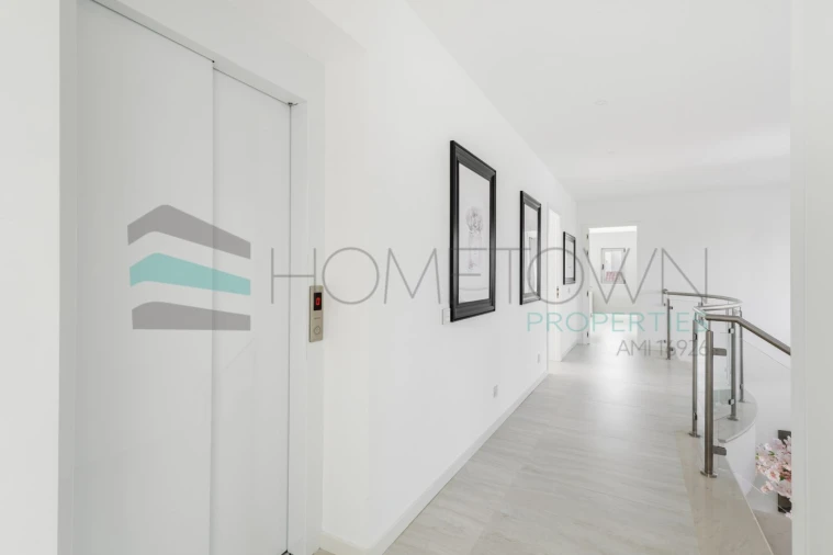 Moradia T5 para Venda em Quarteira Foto 27