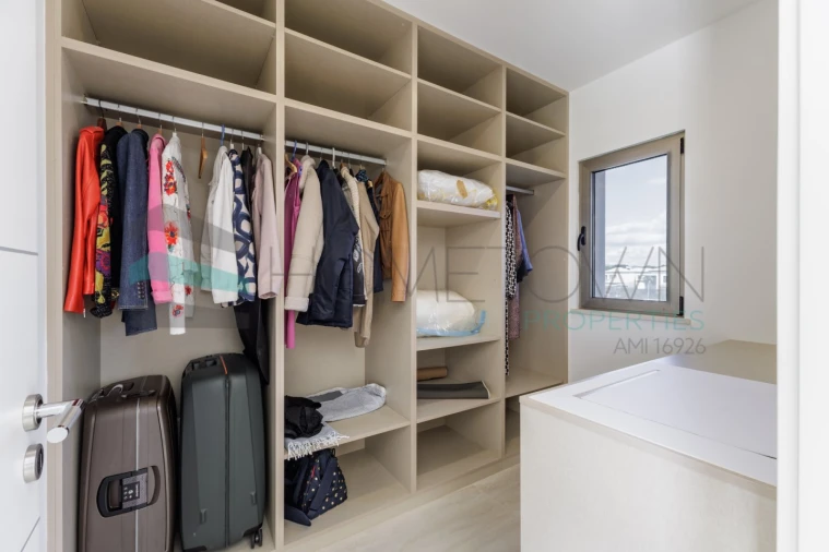 Moradia T5 para Venda em Quarteira Foto 23