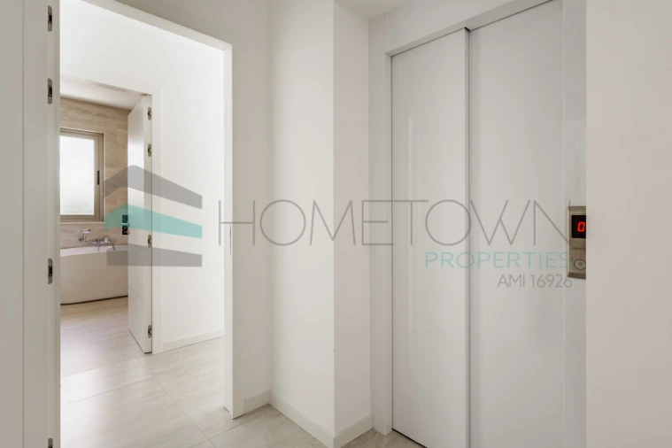 Moradia T5 para Venda em Quarteira Foto 56