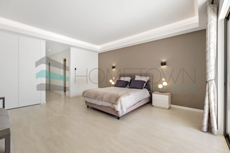 Moradia T5 para Venda em Quarteira Foto 50