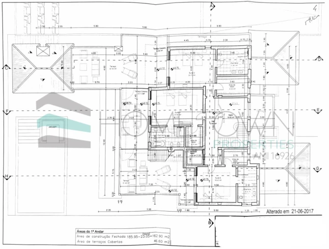 Moradia T5 para Venda em Quarteira Foto 75