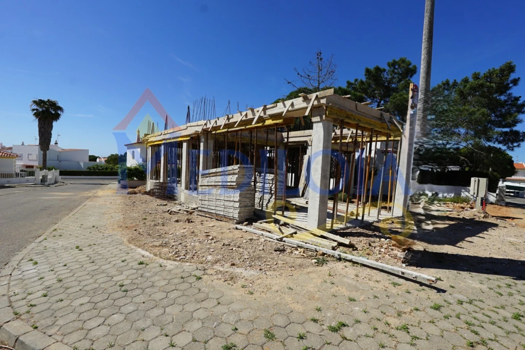 Moradia T2 para Venda em Castro Marim Foto 4