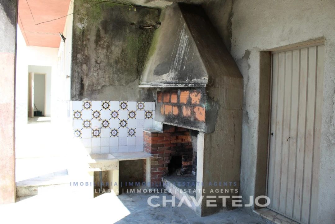 Moradia T7 para Venda em Serra e Junceira Foto 35