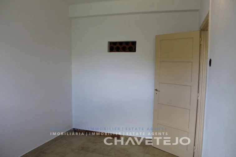 Moradia T7 para Venda em Serra e Junceira Foto 15