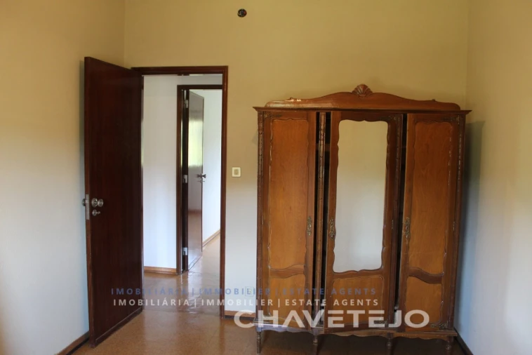 Moradia T7 para Venda em Serra e Junceira Foto 23