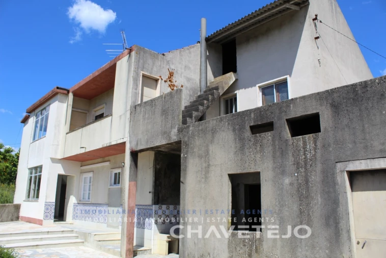 Moradia T7 para Venda em Serra e Junceira Foto 31