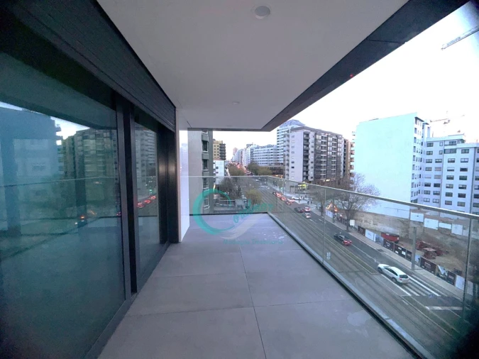 Apartamento T3 para Venda em Mafamude e Vilar do Paraíso Foto 3