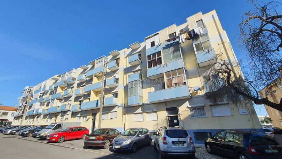 Apartamento T2 para Venda em Charneca de Caparica e Sobreda Foto 21