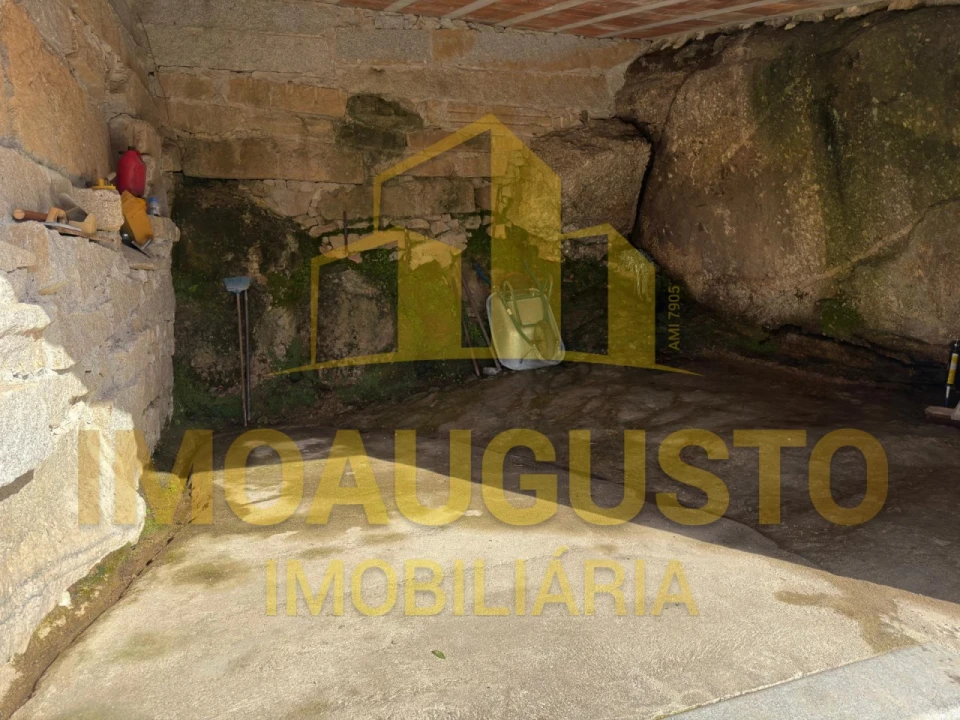 Moradia T2 para Venda em Almeida Foto 21