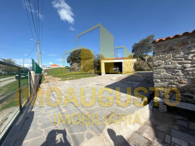 Moradia T2 para Venda em Almeida Foto 18