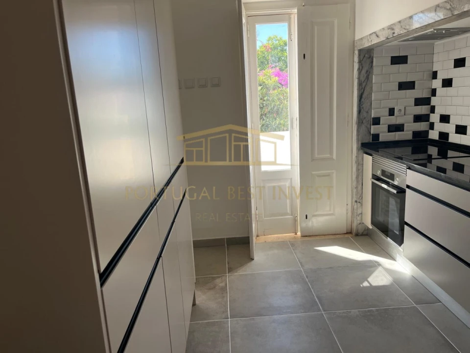 Moradia T4 para Venda em Portimão Foto 8