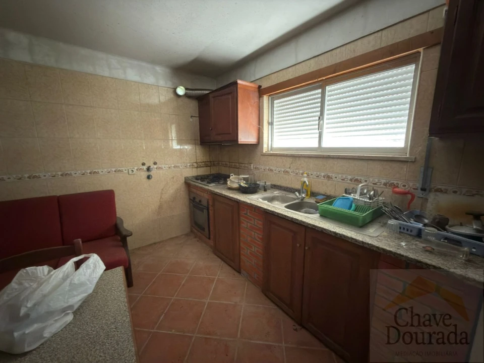 Moradia T3 para Venda em Lorvão Foto 7