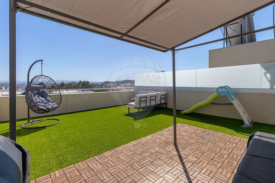 Apartamento T3 para Venda em Oliveira do Douro Foto 25