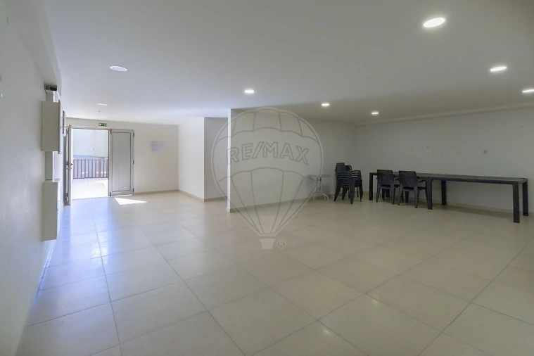Apartamento T3 para Venda em Oliveira do Douro Foto 43