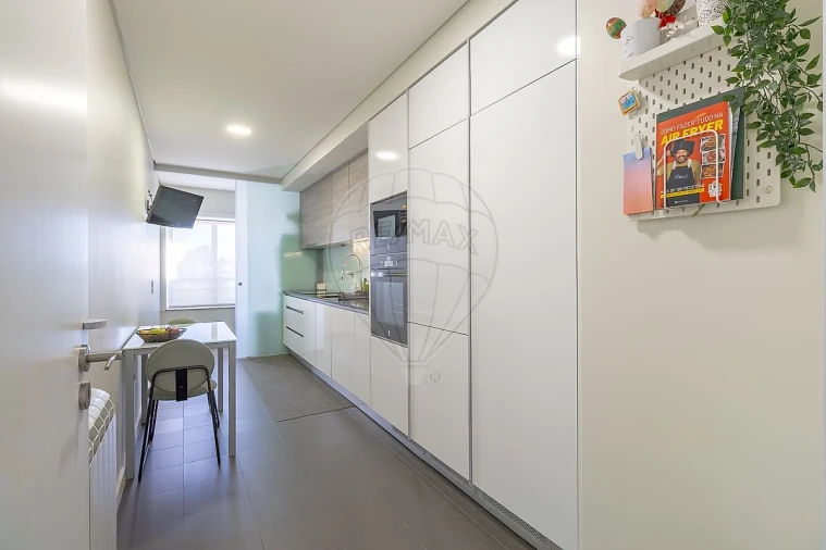 Apartamento T3 para Venda em Oliveira do Douro Foto 15