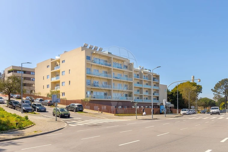 Apartamento T3 para Venda em Oliveira do Douro Foto 44