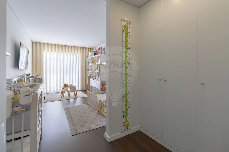 Apartamento T3 para Venda em Oliveira do Douro Foto 33