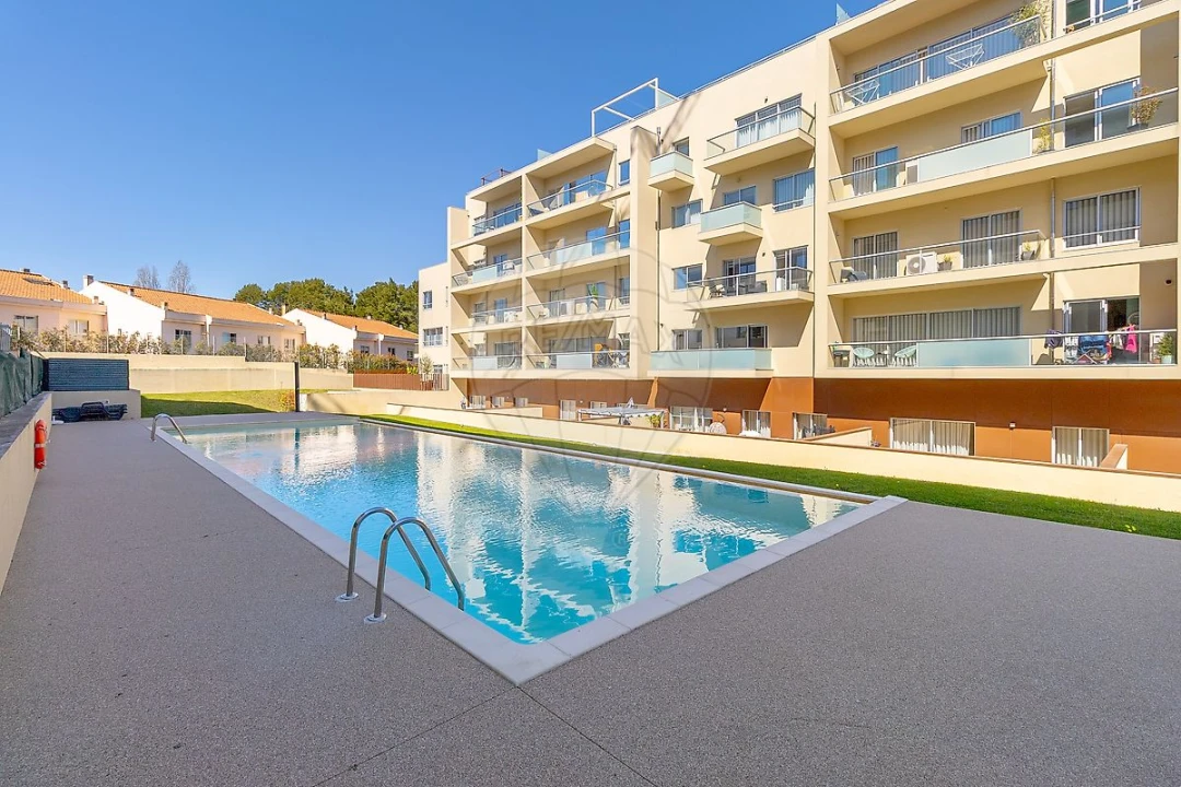 Apartamento T3 para Venda em Oliveira do Douro Foto 4