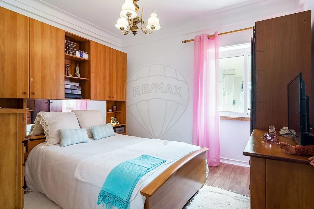 Apartamento T3 para Venda em Venteira Foto 8