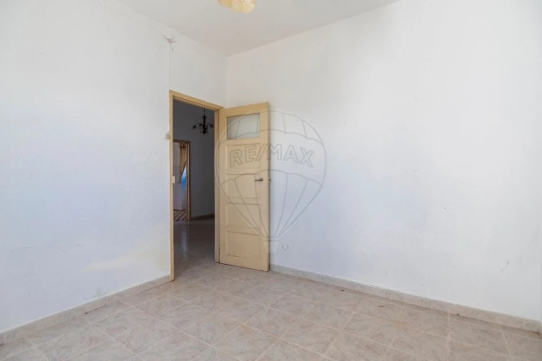 Moradia T2 para Venda em Vimeiro Foto 15