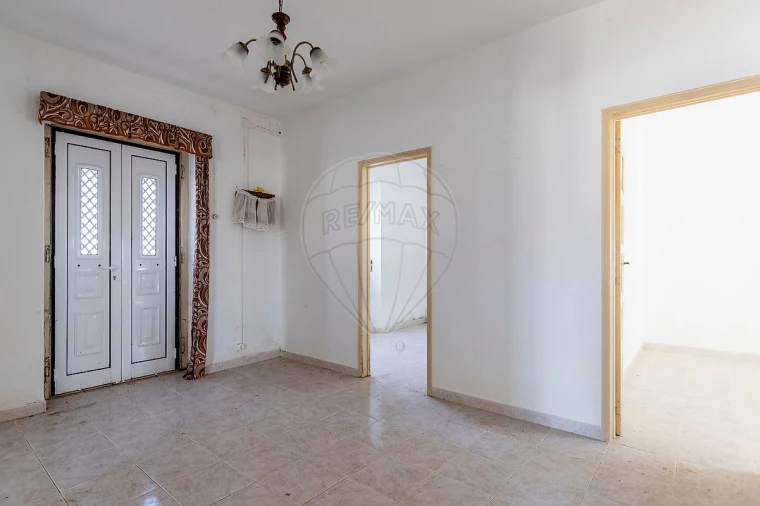 Moradia T2 para Venda em Vimeiro Foto 19