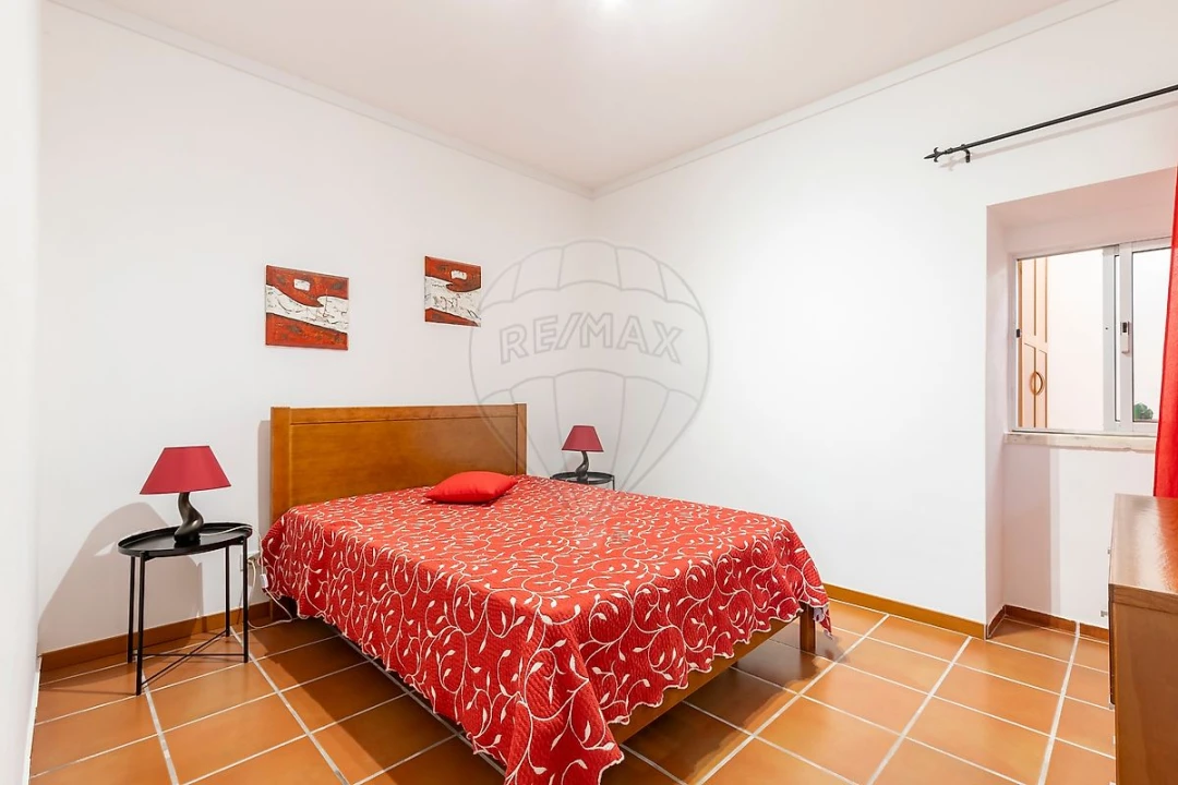 Moradia T3 para Venda em Atouguia da Baleia Foto 14