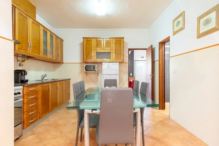 Moradia T3 para Venda em Atouguia da Baleia Foto 7