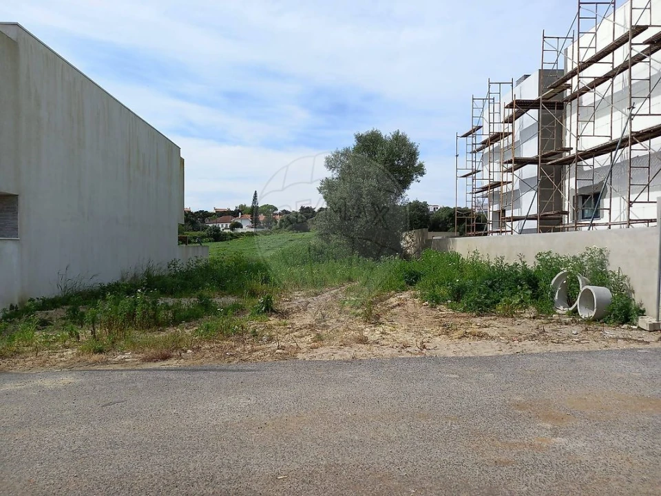 Terreno para Venda em São Domingos de Rana Foto 3