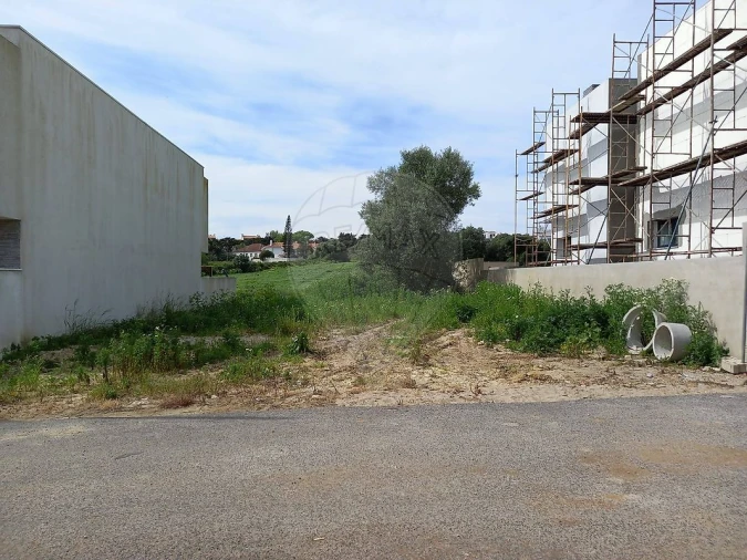 Terreno para Venda em São Domingos de Rana Foto 3