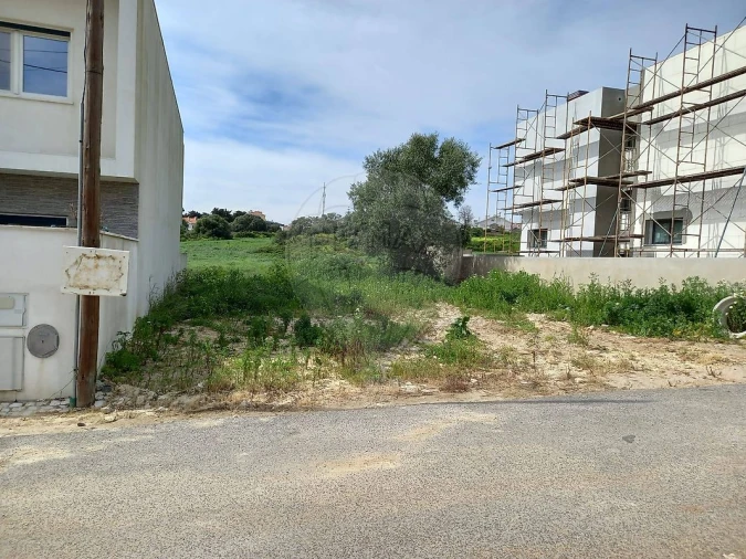 Terreno para Venda em São Domingos de Rana Foto 2