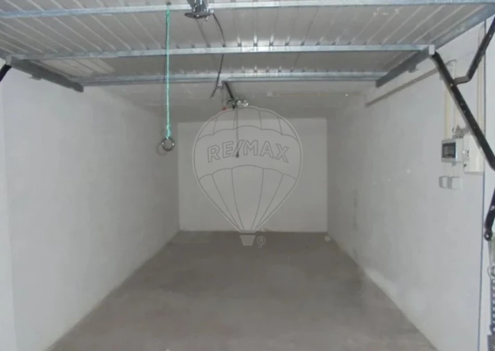 Apartamento T2 para Venda em Algueirão-Mem Martins Foto 12